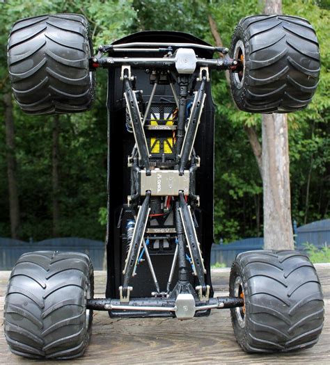 solid axle rc monster truck